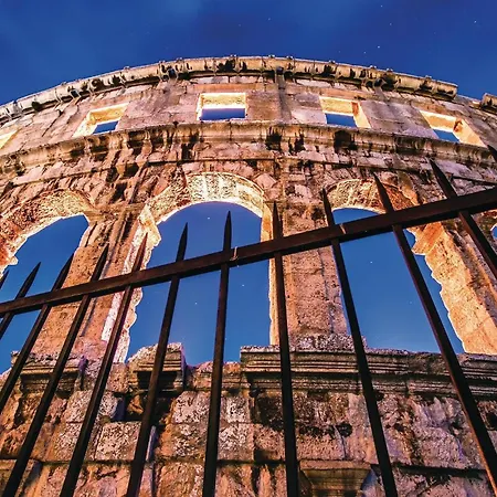 Tatil Evi Beautiful In Pula