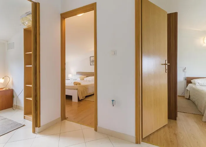 펜션 Cozy In With Kitchen 풀라