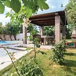 بيت للعطل Cozy In With Kitchen